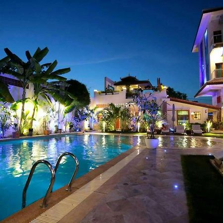 Deluxx Boutique Hotel Sihanoukville Extérieur photo